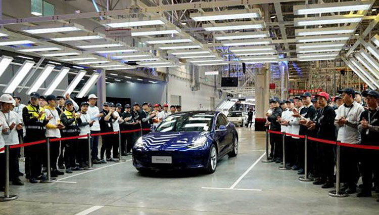 В Китае сумели решить главную проблему Tesla