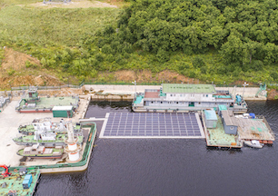 На Нижне-Бурейской ГЭС установлена первая в России наплавная солнечная электростанция